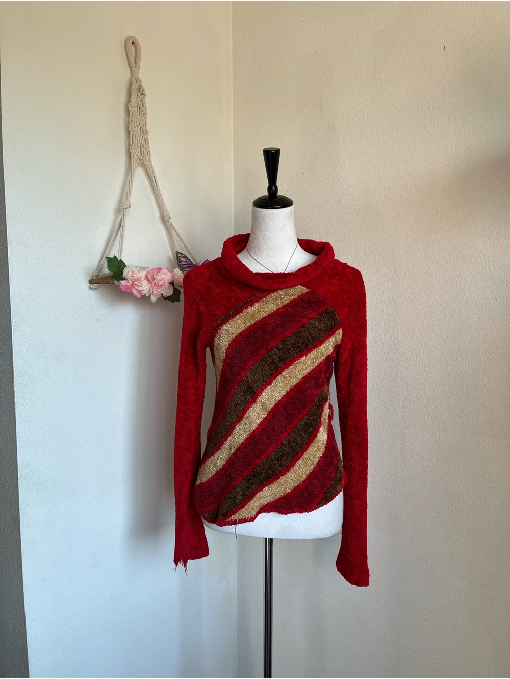 Vintage Red Striped Cozy Cowl Neck Sweater size small